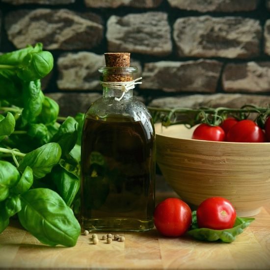 Aceite tomate albahaca pesto