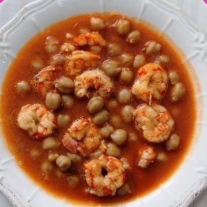 Garbanzos con Langostinos