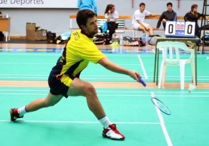 Dedicatoria de Espaguetis Negros con Gulas y Gambones