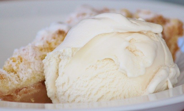 Helado de Queso Cremoso con Miel