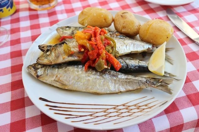 Sardinas Asadas a la Parrilla, a la portuguesa