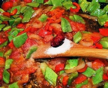 Cebolla Pimientos Judías Tomate