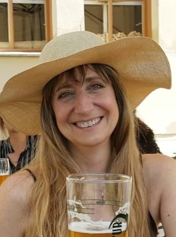 Edurne Riedel autora de Col Rellena