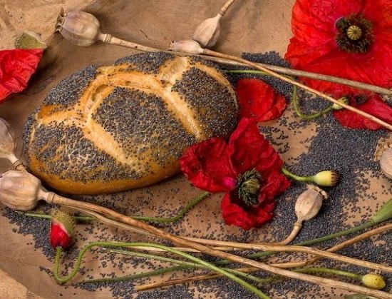 Pan Integral de Centeno con Semillas de Amapola