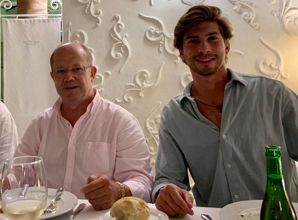 Dedicatoria de las Botellas de Vino