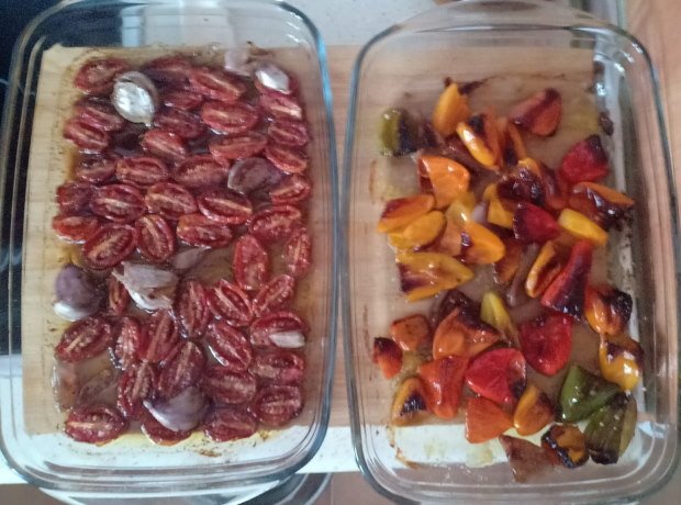 Tomates Cherry y Pimientos Confitados
