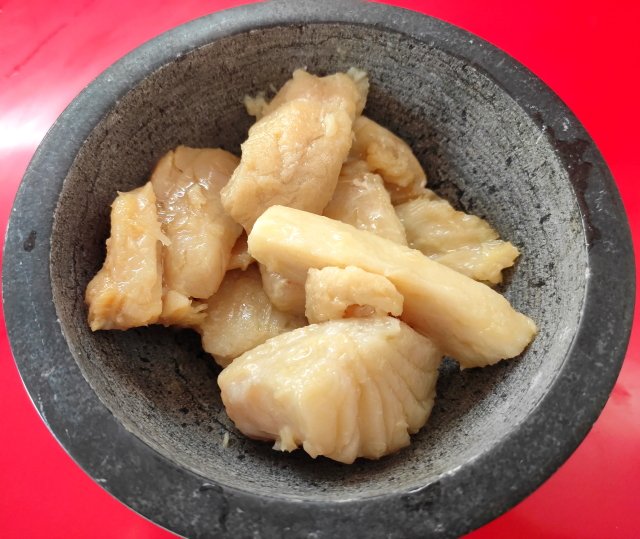 bacalao-demigado-jm1 Bacalao Desmigado Mortero