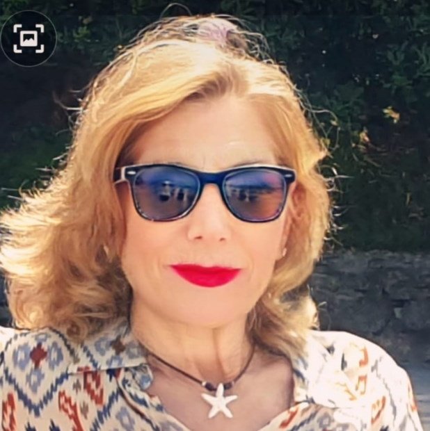Inés Vañó autora de Cóctel de Marisco y Pescado