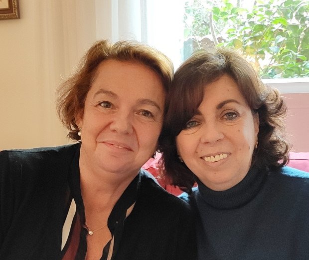 María José y Concha, dedicatoria de Corvina en Salsa Verde