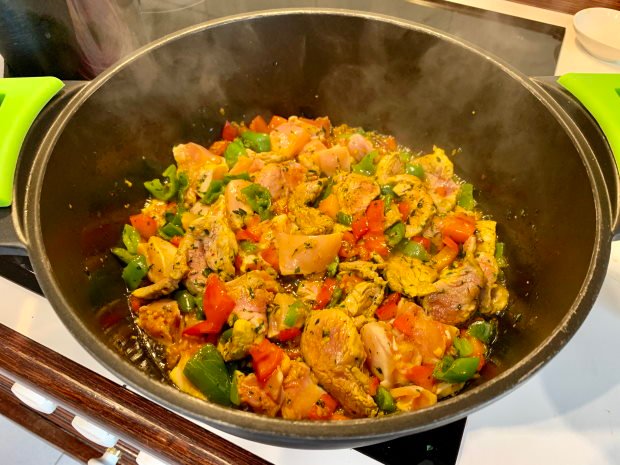 Arroz Costillas Alcachofas Pollo