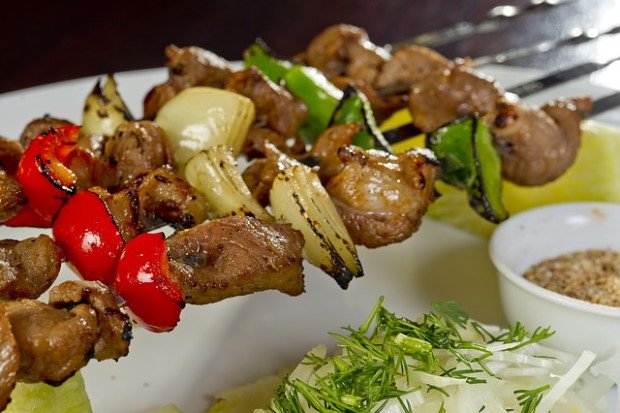 Comer en el Acto los Pincho Moruno de Pollo