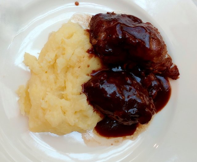 Carrillada con Puré
