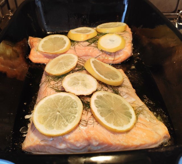 Salmón Eneldo Limón