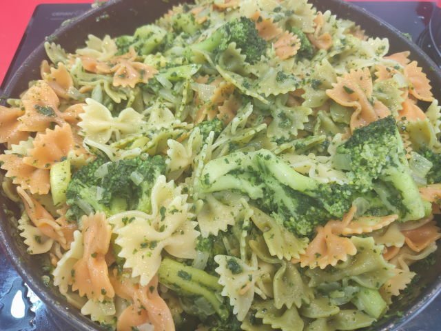 lazos-pasta-5_640 Lazos Pasta