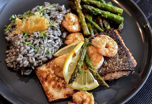 Salmón con Arroz