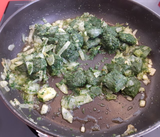 espinacas-cebolla-jm1_640 Espinacas Cebolla