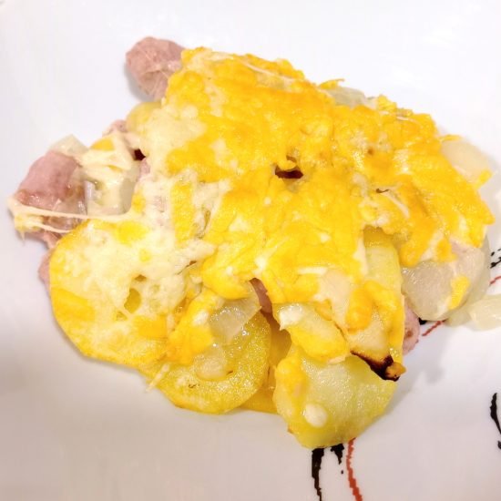 Gratinado Salchichas y Patatas