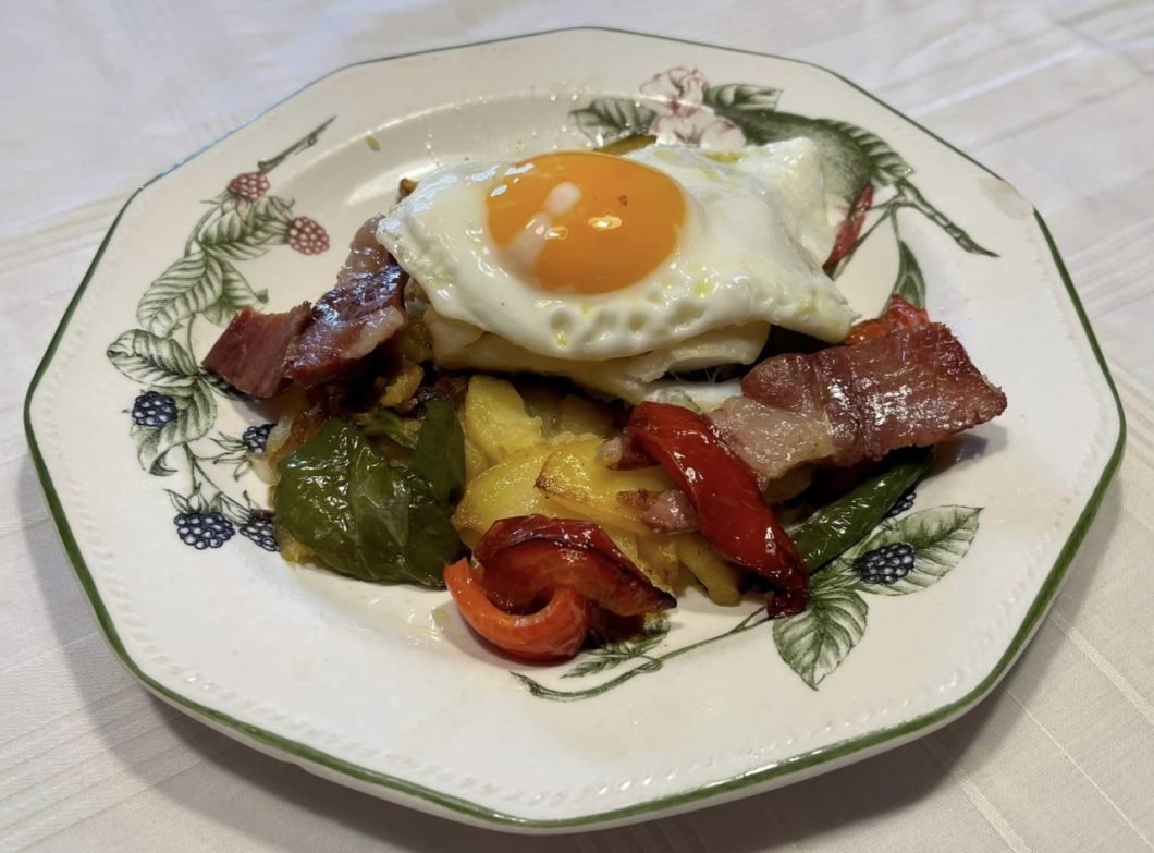 Pisto Bacalao Huevo