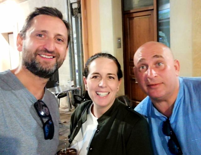 Dedicatoria de Ensalada de Tomate con Bonito