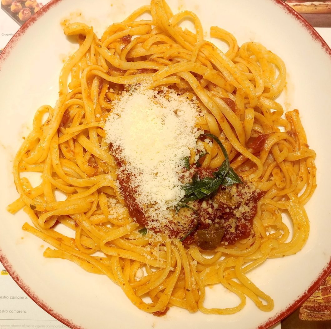 Linguini a la Putanesca