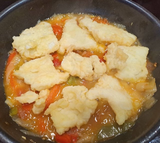 Bacalao Encebollado