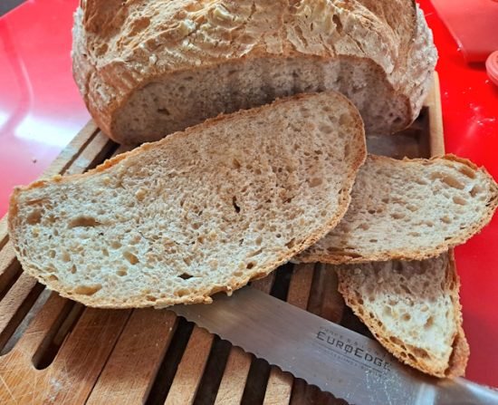 Hogaza de Pan Integral con Masa Madre