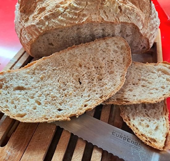 Hogaza de Pan Integral con Masa Madre