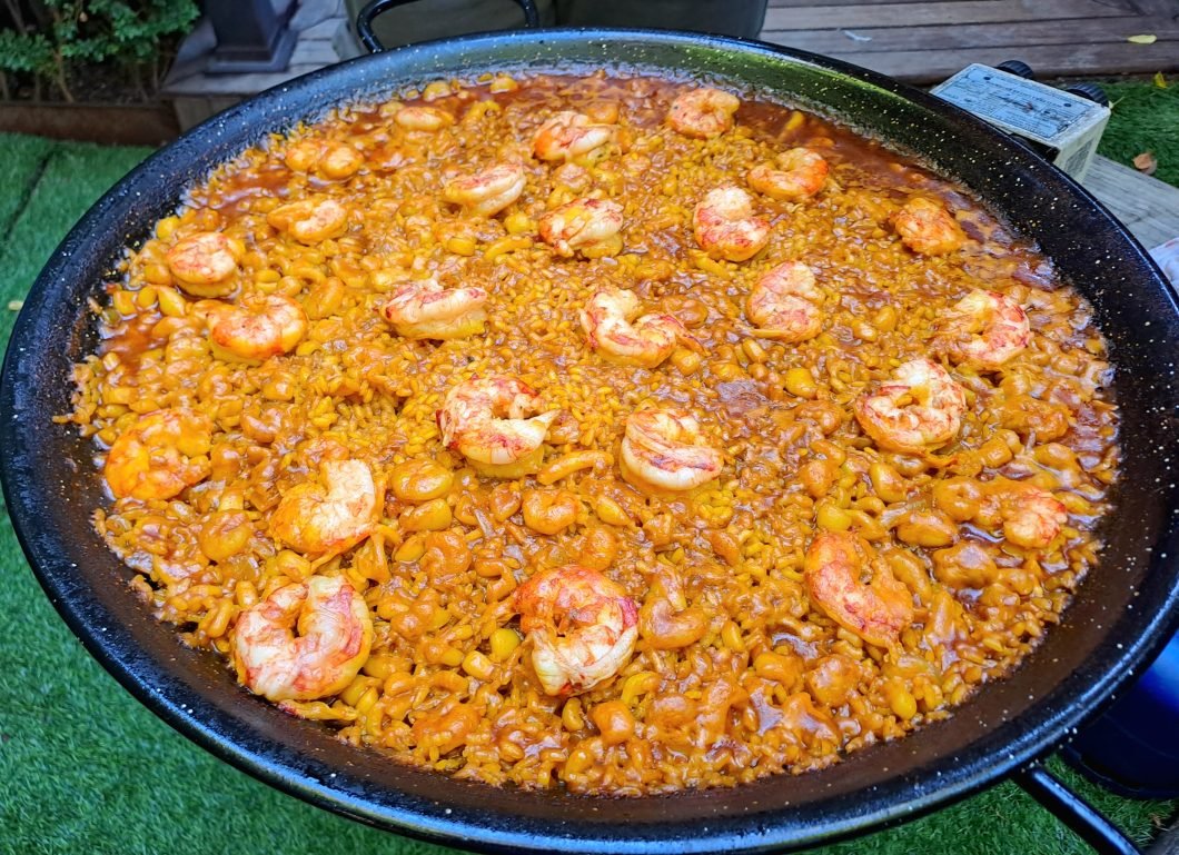 Paella de Calamares, Gambas y Gambones
