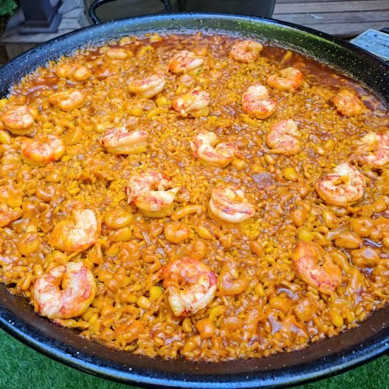 Paella de Calamares, Gambas y Gambones