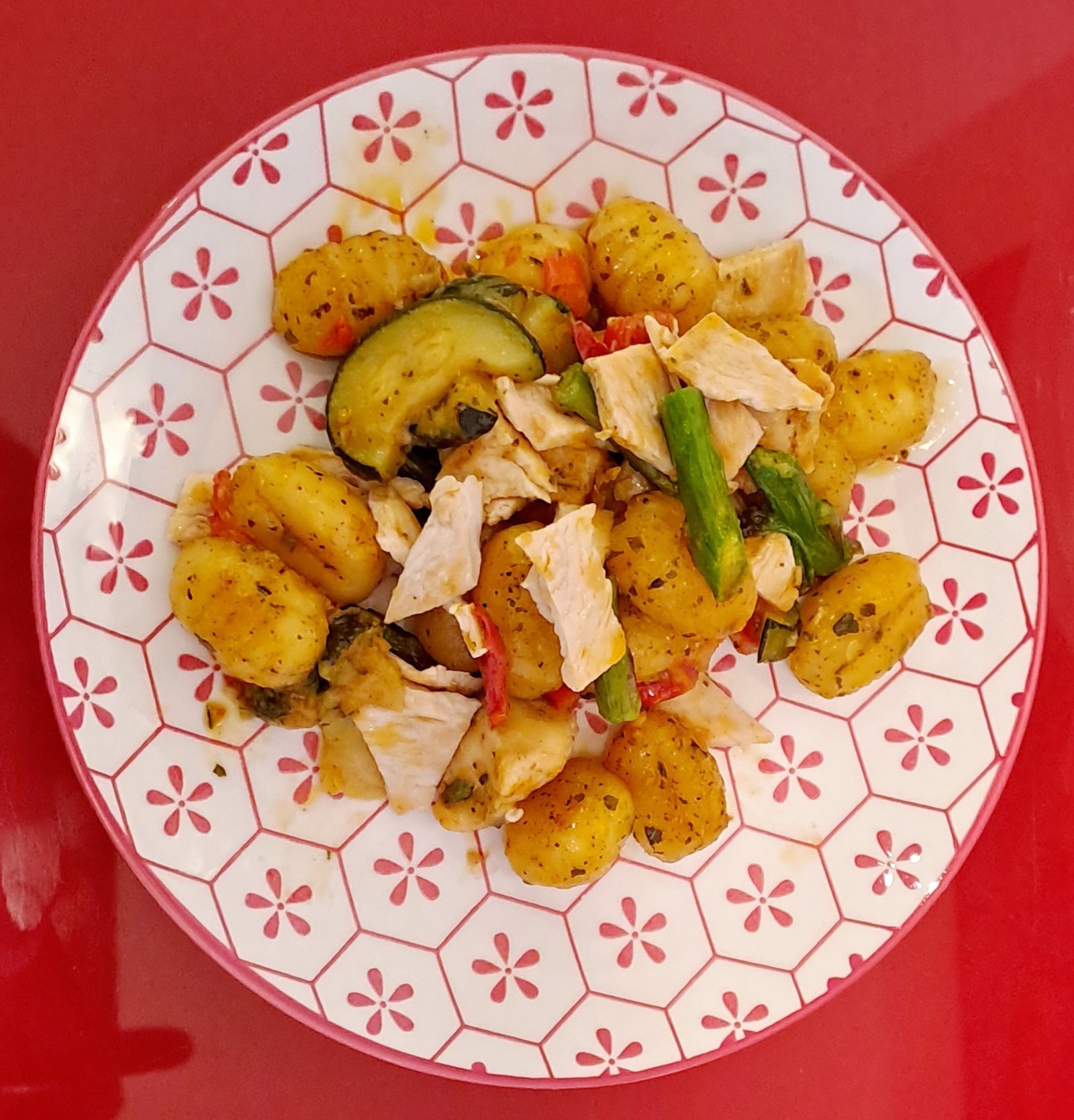 Ñoquis de Pollo y Verduras