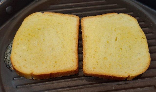 Sándwich de Salmón Ahumado y Queso