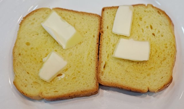 Sándwich de Salmón Ahumado y Queso