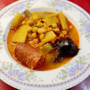 Potaje de garbanzos y cardos