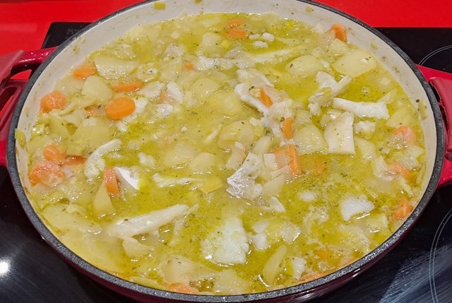 Porrusalda con Bacalao, variante de la receta de Guiso de Patatas con Costillas Adobadas
