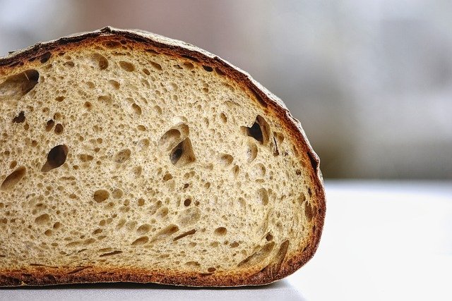 Pan Integral de Espelta con Poolish y Nueces