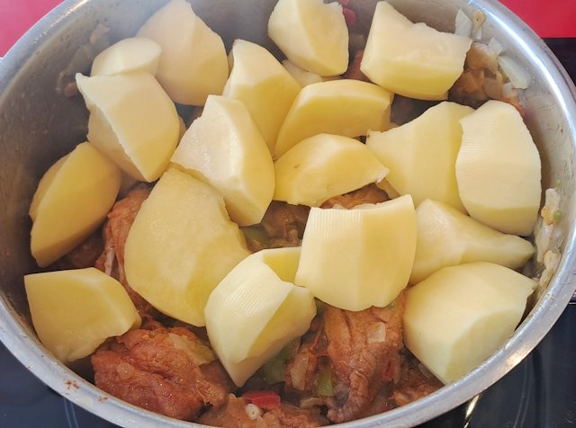 Costillas con patatas