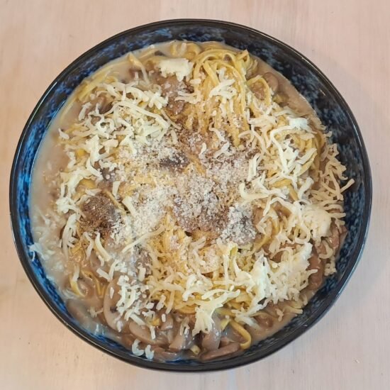 Tallarines Frescos con Salsa de Setas