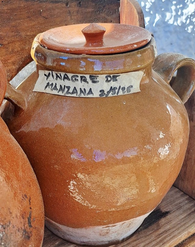 Vasija para hacer la Receta de Vinagre de Sidra