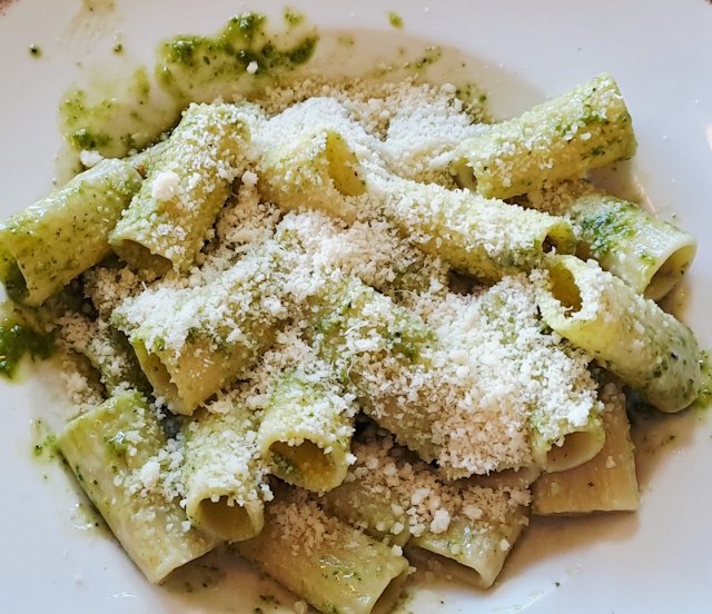 Receta de Rigatoni al Pesto