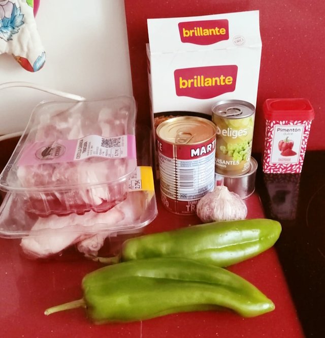 Mise en place paella costillas y pollo