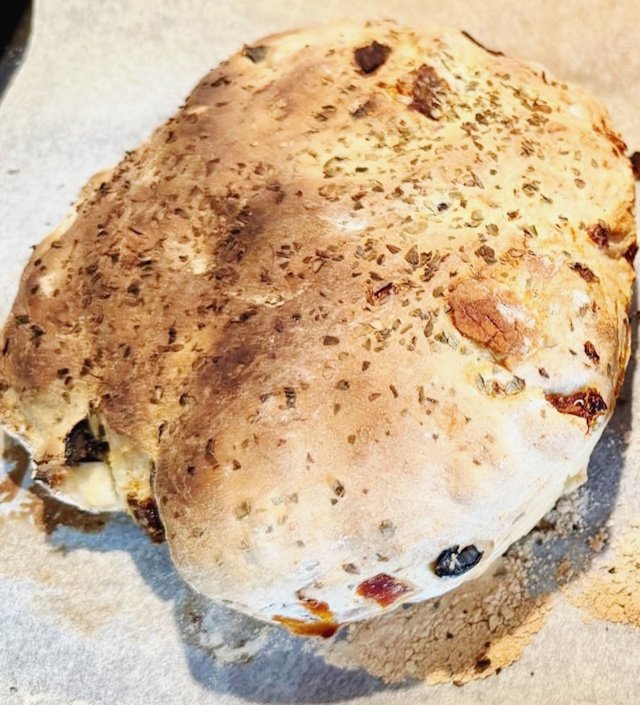 Focaccia de Tomates y Aceitunas