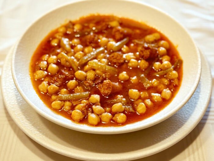 Garbanzos con Chistorra