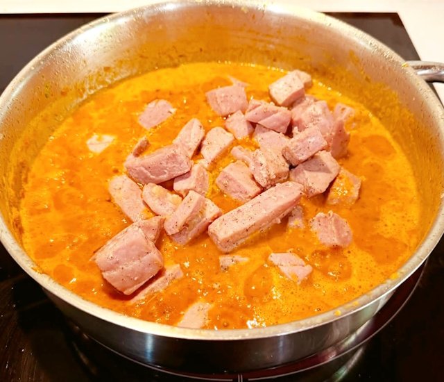 Atún de Santoña con tomate