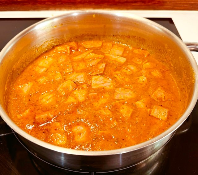 Atún de Santoña con tomate