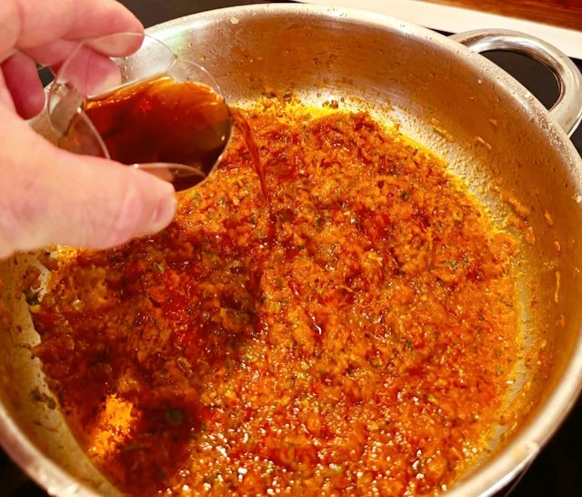 Añadir vinagre al sofrito