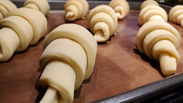 Hojaldre para hacer Cruasanes (Croissants) Rellenos de Crema de Chocolate